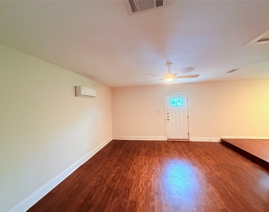 1508 Big Meadow Dr - Photo Thumbnail 2