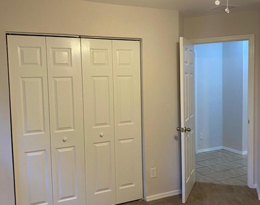 1837 W 28th Street - Photo Thumbnail 15