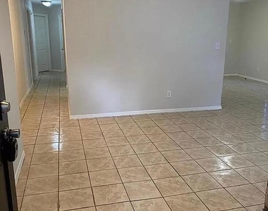 1837 W 28th Street - Photo Thumbnail 11