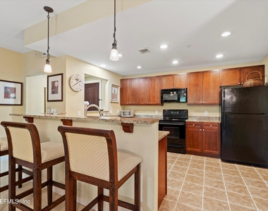 945 Registry Boulevard - Photo Thumbnail 24