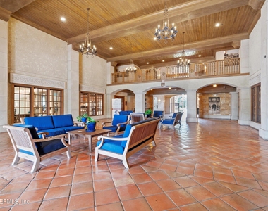 945 Registry Boulevard - Photo Thumbnail 6
