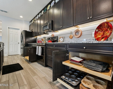 48 Indian Grass Drive - Photo Thumbnail 11