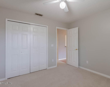7760 Allspice Circle W - Photo Thumbnail 15