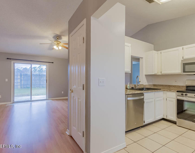 7760 Allspice Circle W - Photo Thumbnail 3