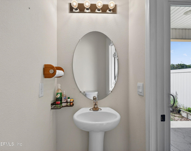8210 Larose Road - Photo Thumbnail 14