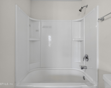 8210 Larose Road - Photo Thumbnail 21