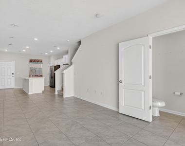 8210 Larose Road - Photo Thumbnail 12