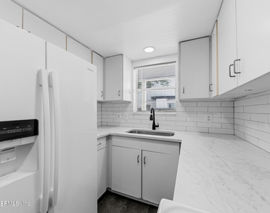 214 Margaret Street - Photo Thumbnail 22