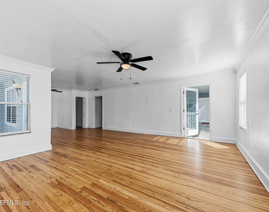 214 Margaret Street - Photo Thumbnail 8