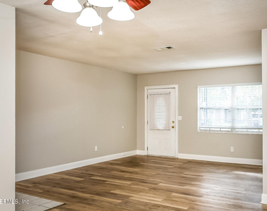 7930 Rondeau Drive E - Photo Thumbnail 15