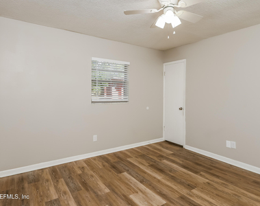 7930 Rondeau Drive E - Photo Thumbnail 5