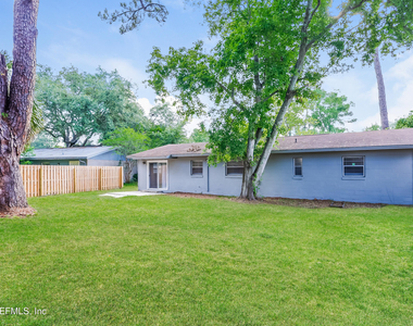 7930 Rondeau Drive E - Photo Thumbnail 11