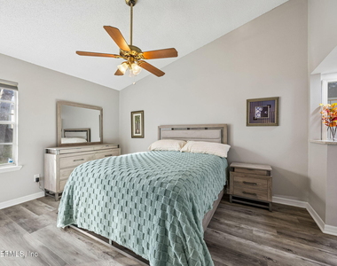 12036 Arbor Lake Drive - Photo Thumbnail 9