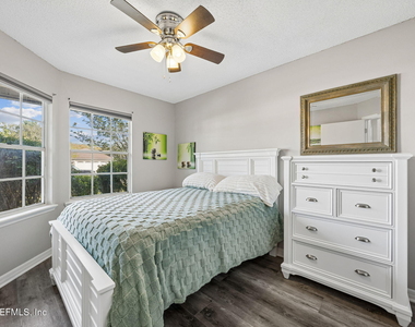 12036 Arbor Lake Drive - Photo Thumbnail 13