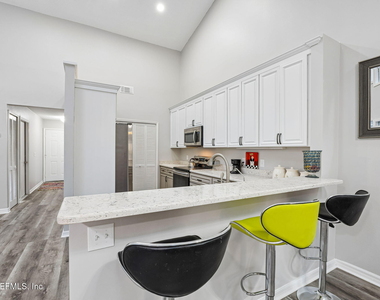 12036 Arbor Lake Drive - Photo Thumbnail 5