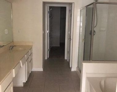 8395 Cannonwood Lane - Photo Thumbnail 18
