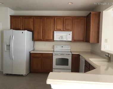 8395 Cannonwood Lane - Photo Thumbnail 2