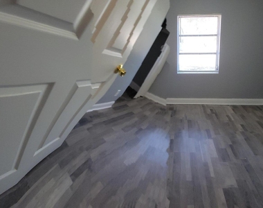 6114 Strawflower Place - Photo Thumbnail 2
