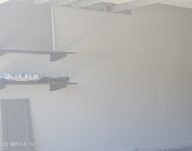 2338 Cool Springs Drive N - Photo Thumbnail 30