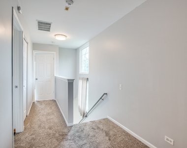 2527 Bordeaux Lane - Photo Thumbnail 12