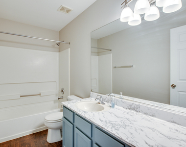 2527 Bordeaux Lane - Photo Thumbnail 17