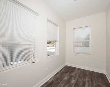 4934 W Jackson Boulevard - Photo Thumbnail 5