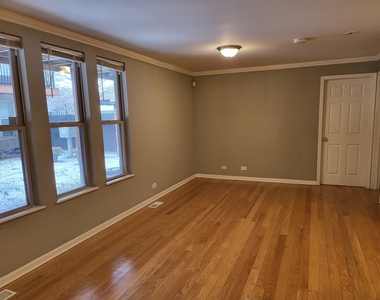 2403 W Flournoy Street - Photo Thumbnail 11