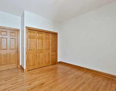 4544 N Western Avenue - Photo Thumbnail 22