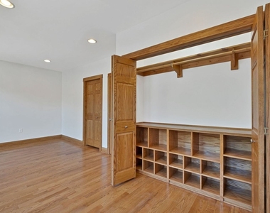 4544 N Western Avenue - Photo Thumbnail 19