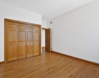 4544 N Western Avenue - Photo Thumbnail 25