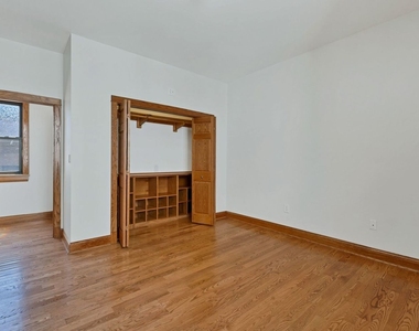 4544 N Western Avenue - Photo Thumbnail 23