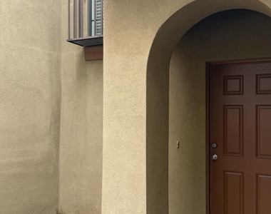 416 Honeycomb Way - Photo Thumbnail 1