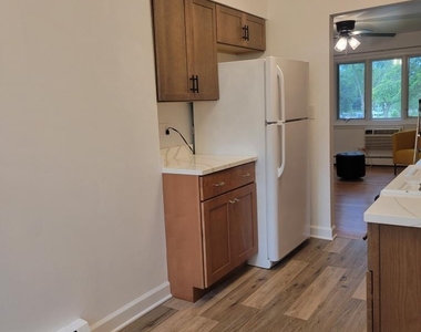 1725 Howard Avenue W - Photo Thumbnail 15
