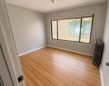 8146 S Maryland Avenue - Photo Thumbnail 2