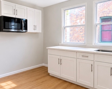 8146 S Maryland Avenue - Photo Thumbnail 7
