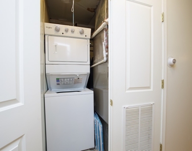 6711 N Sheridan Road - Photo Thumbnail 20