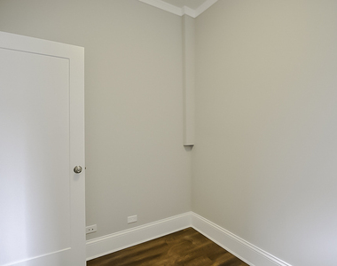 817 W Lakeside Place - Photo Thumbnail 14