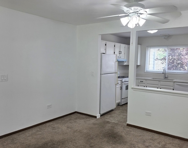 951 Glouchester Circle - Photo Thumbnail 4