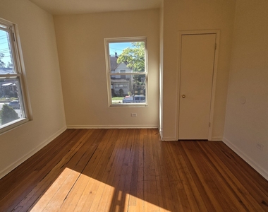 63 Hickory Street - Photo Thumbnail 5