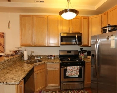 1935 N Wood Street - Photo Thumbnail 1