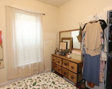 1935 N Wood Street - Photo Thumbnail 10