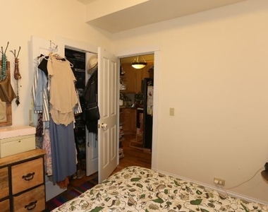 1935 N Wood Street - Photo Thumbnail 9
