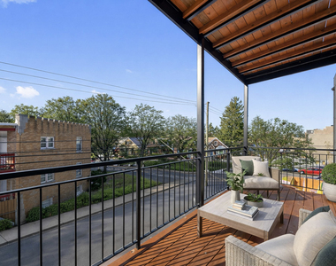 5824 N Lincoln Avenue - Photo Thumbnail 6