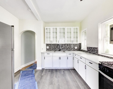 43 N Menard Avenue - Photo Thumbnail 8