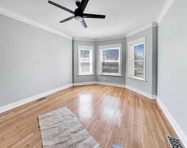 43 N Menard Avenue - Photo Thumbnail 3