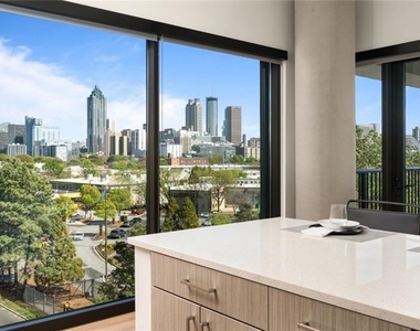 200 Nerem Street Nw - Photo Thumbnail 2