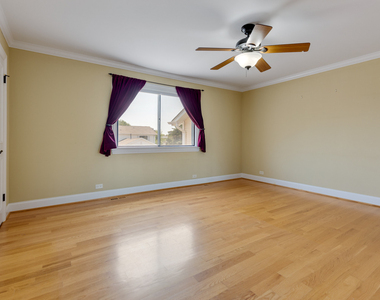 740 Lakeview Point - Photo Thumbnail 14