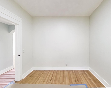 43 N Menard Avenue - Photo Thumbnail 21