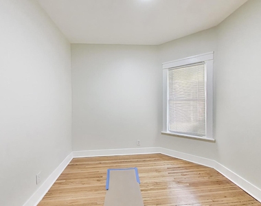 43 N Menard Avenue - Photo Thumbnail 20