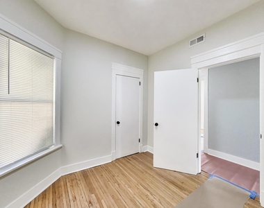 43 N Menard Avenue - Photo Thumbnail 14